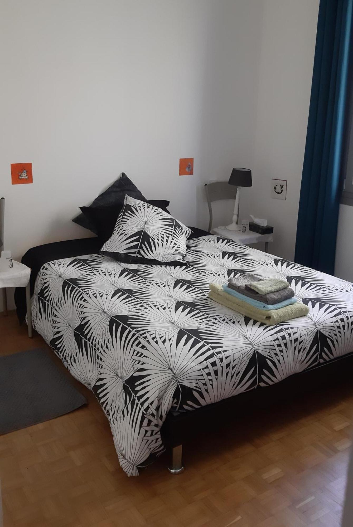 1 Chambre Double "Le Devenir" Saint-Julien-les-Villas Ngoại thất bức ảnh